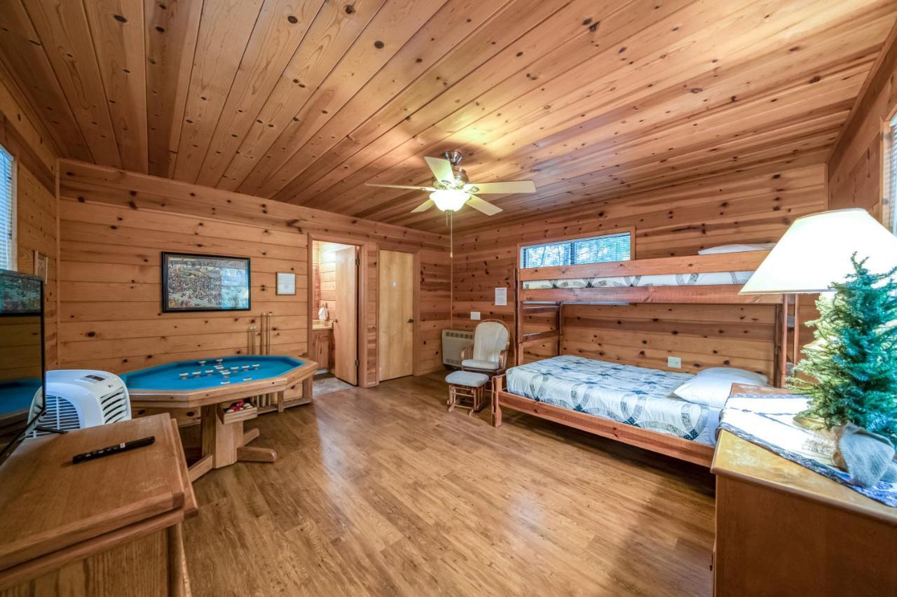 Black Bear Cabin Bass Lake Kültér fotó